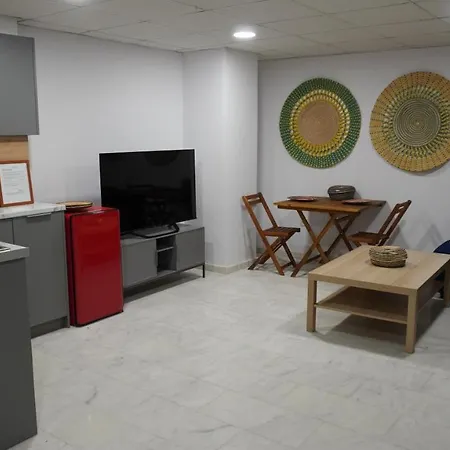 Estudio Renovado En * Denia